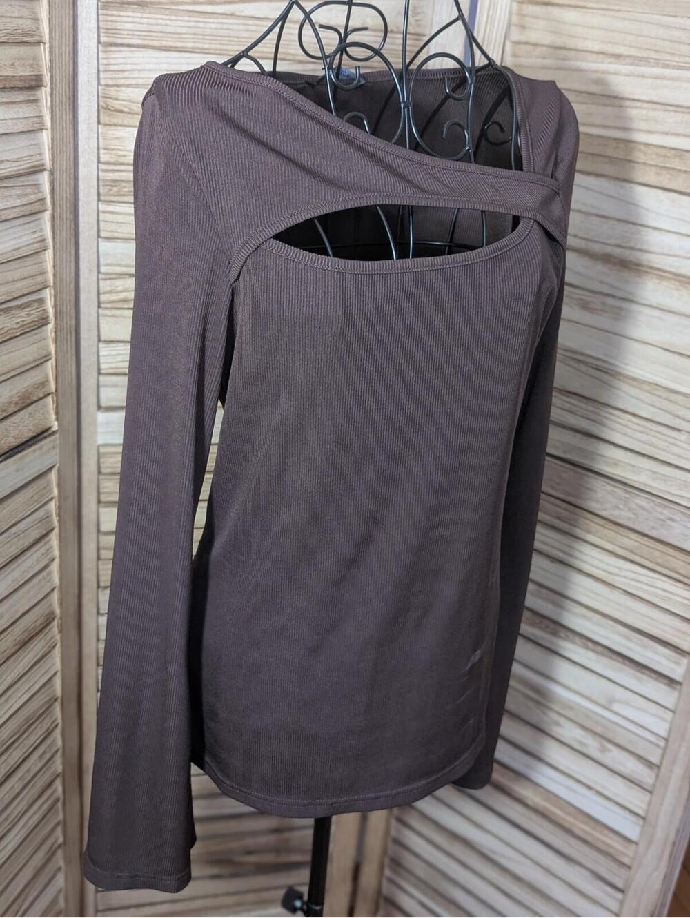 Emerson Lang Cutout Front Long Sleeve Polyester Top Brown XL